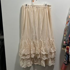 cute slip extender! great for layering!